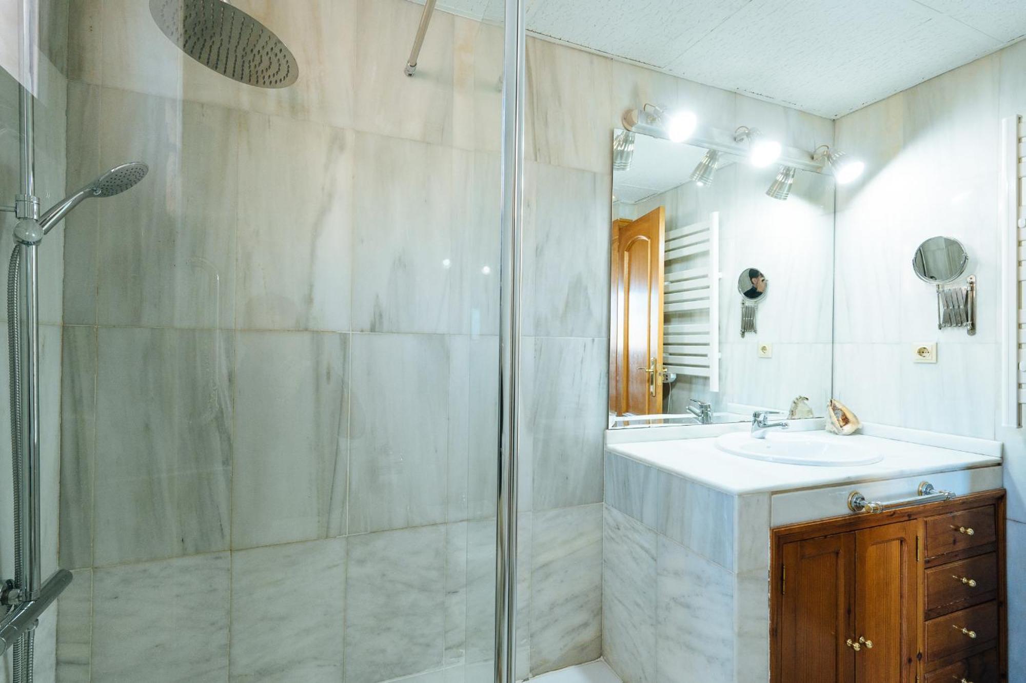 Acogedor Piso Con Parking Santa Justa Apartment Севиля Екстериор снимка