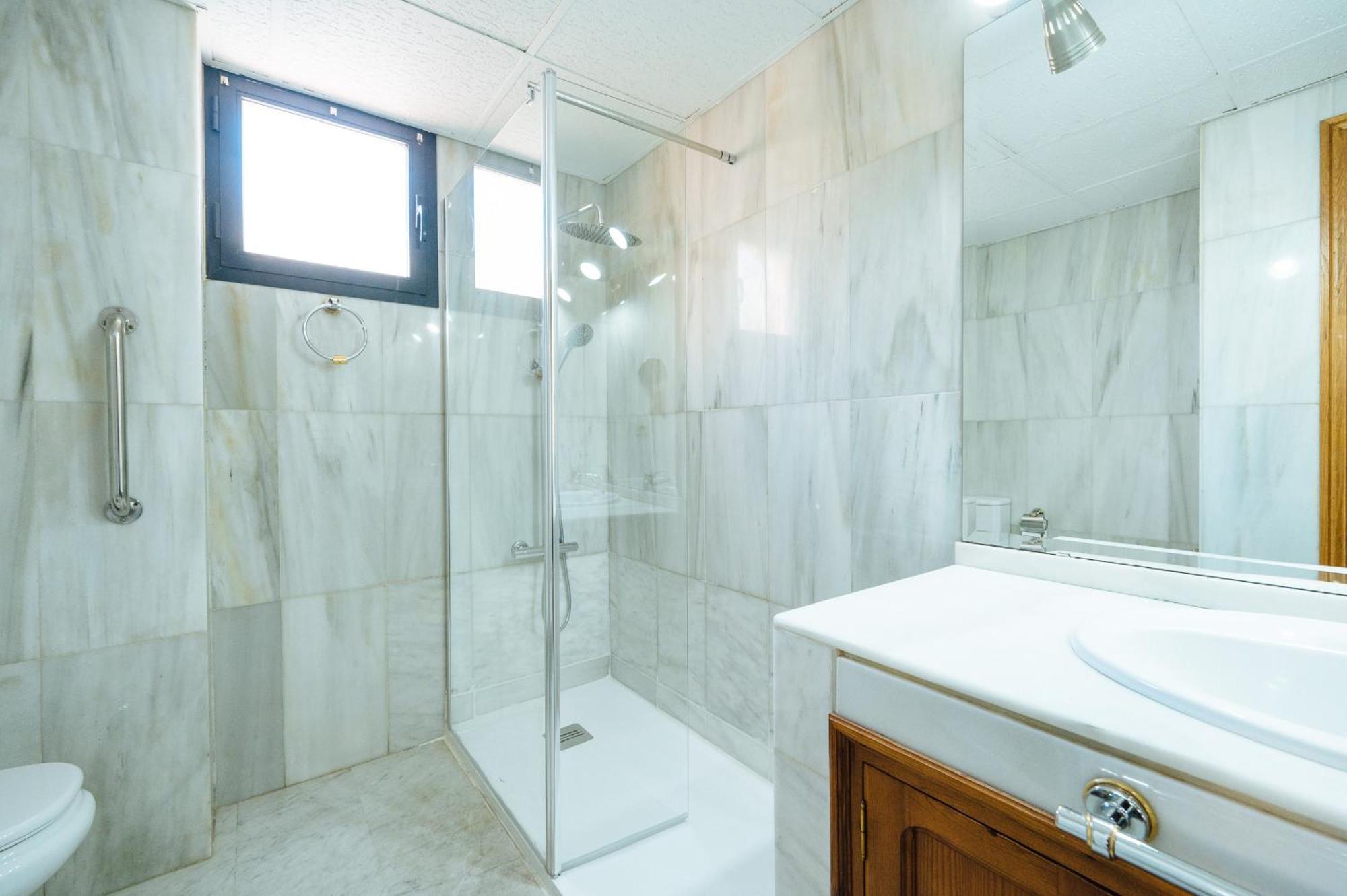Acogedor Piso Con Parking Santa Justa Apartment Севиля Екстериор снимка